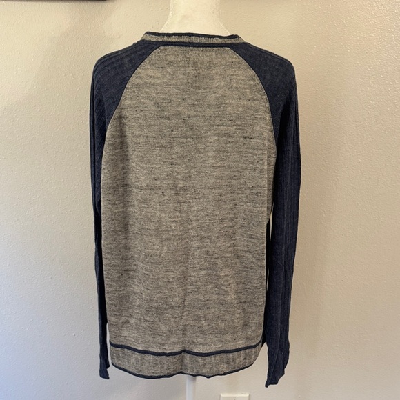 Gray and Blue Long Sleeve Sweater - Picture 4 of 8